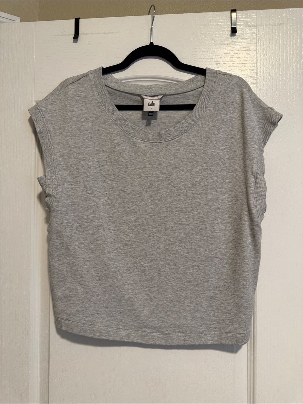 CAbi Light Heather Gray Short Sleeve Tee